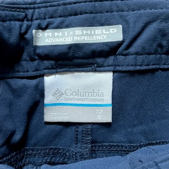 Columbia Women's Navy PFG Shorts Performance Gorpcore Outdoor Hiking - Picture 2 of 7